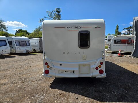 Bailey Unicorn Cadiz  7
