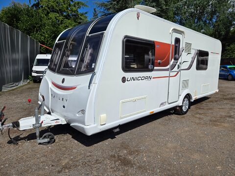 Bailey Unicorn Cadiz  1