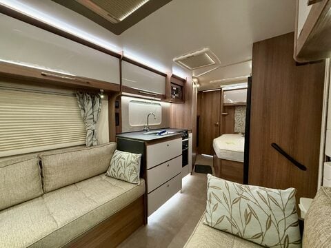 Bailey Unicorn Valencia 29