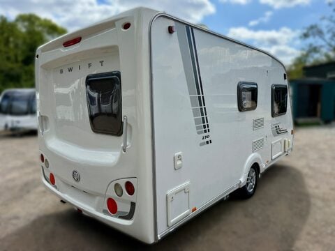 Swift Charisma 230 7