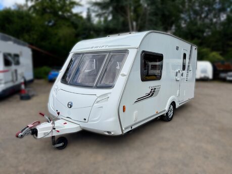 Swift Charisma 230