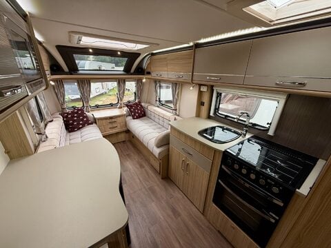 Coachman Pastiche 460 20