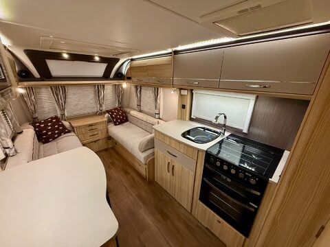 Coachman Pastiche 460 26