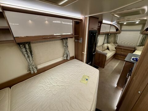 Bailey Unicorn Valencia 31