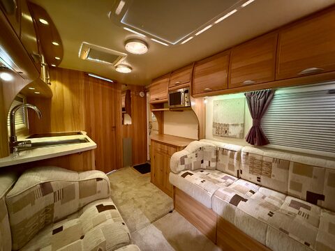 Bailey Unicorn Seville 27