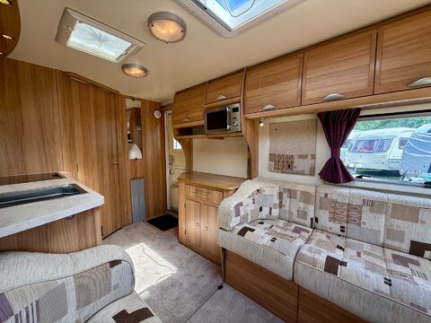 Bailey Unicorn Seville 15