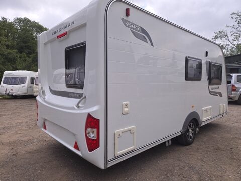 Coachman Amara 450 6