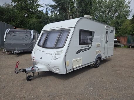 Coachman Amara 450