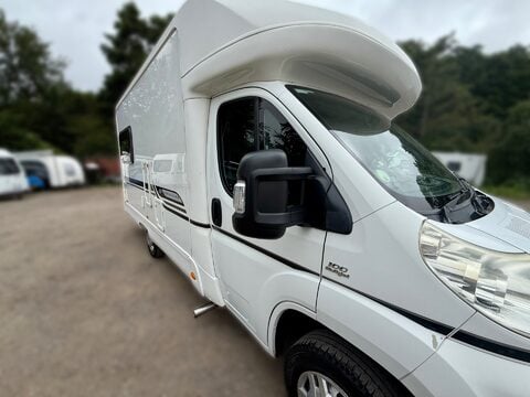 Bessacarr E460  4