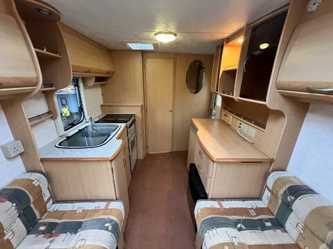 Coachman Amara 450/2 20