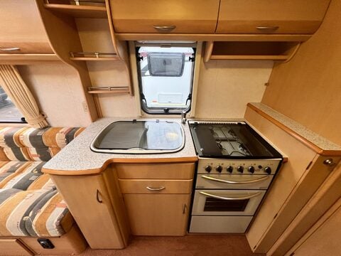 Coachman Amara 450/2 22