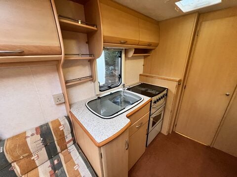 Coachman Amara 450/2 21