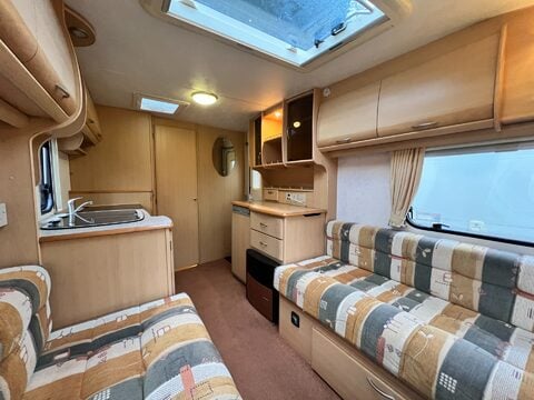 Coachman Amara 450/2 19