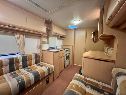 Coachman Amara 450/2 30