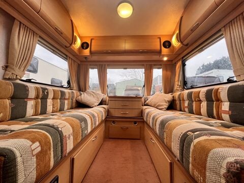 Coachman Amara 450/2 15