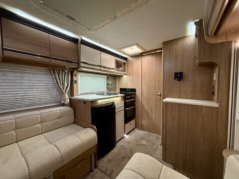 Coachman VIP 545/4 Sussex Chanctonbury Special Edition 29