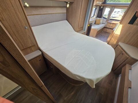 Coachman VIP 575 14