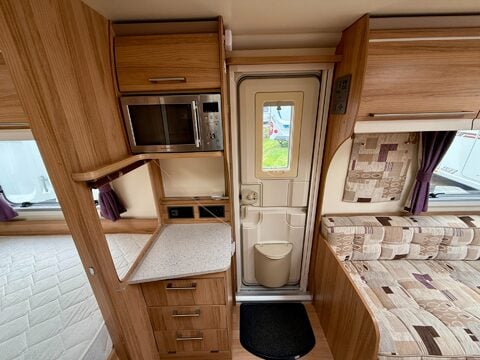 Bailey Unicorn Valencia S2 17
