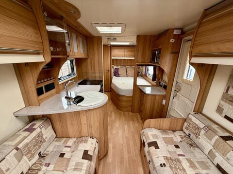 Bailey Unicorn Valencia S2 15