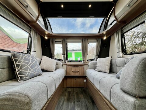 Coachman Acadia 575  16