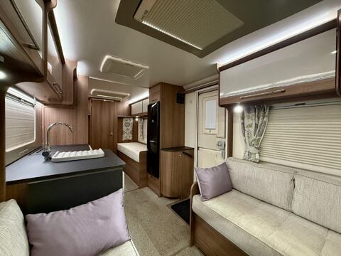 Bailey Unicorn Cadiz  27