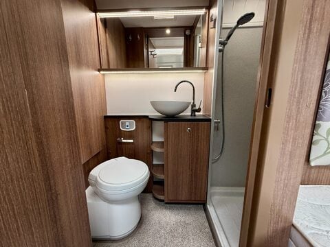 Bailey Unicorn Cadiz  24