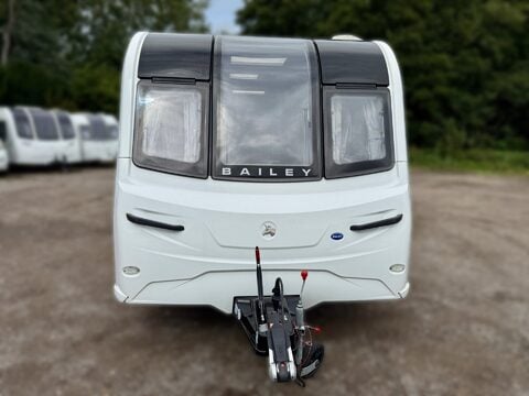 Bailey Unicorn Cadiz  3
