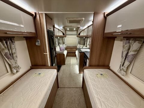 Bailey Unicorn Cadiz  31