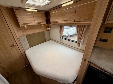 Coachman Vision 560 20