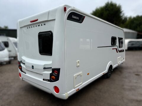 Coachman Vision 560 6