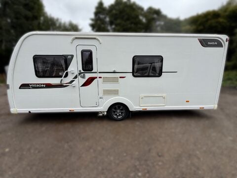 Coachman Vision 560 8