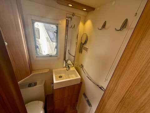 Bailey Unicorn Cabrera  18