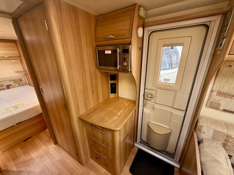 Bailey Unicorn Cabrera  15