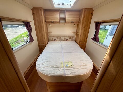 Bailey Unicorn Cabrera  16