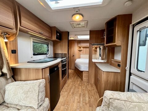 Lunar Clubman SE 16