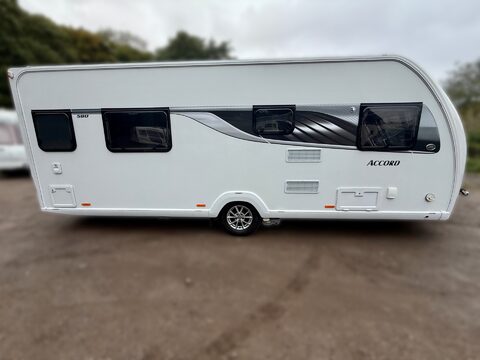 Swift Accord 580 5