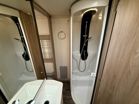 Swift Challenger 560 SE  22