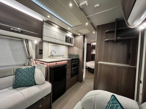 Elddis Affinity  550 28