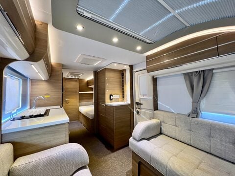 Adria Adora Seine 612 DL 32