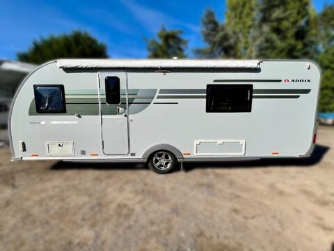 Adria Adora Seine 612 DL 9