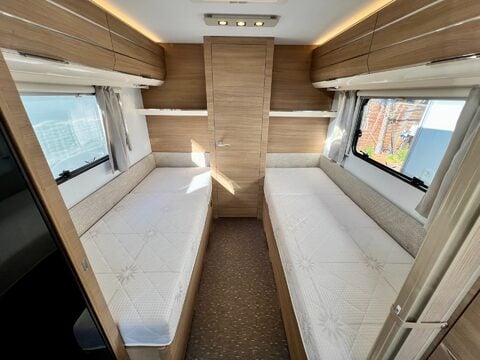 Adria Adora Seine 612 DL 23