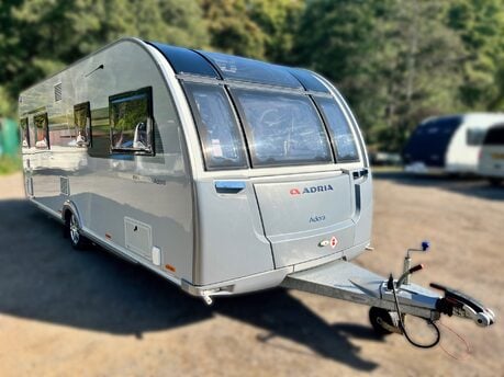 Adria Adora Seine 612 DL 3