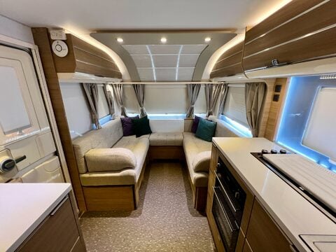 Adria Adora Seine 612 DL 30