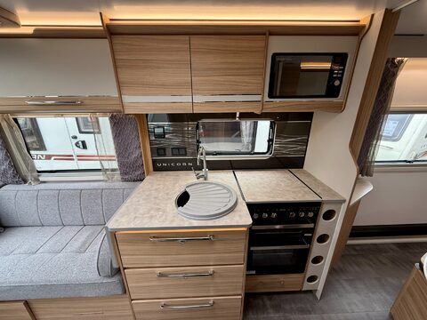 Bailey Unicorn Vigo 22