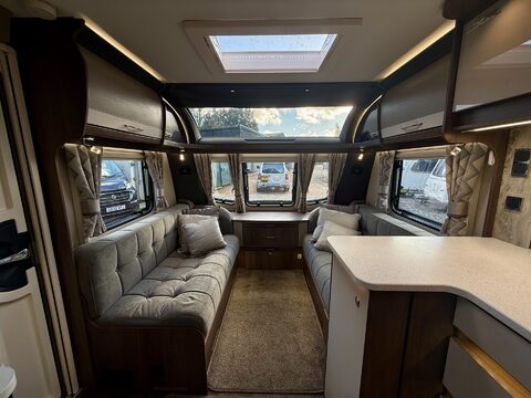 Coachman Laser Xcel 875 13