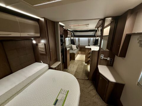 Coachman Laser Xcel 875 35