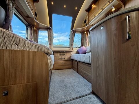 Bailey Unicorn Vigo 13
