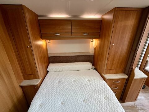 Swift Corniche 20/4 22