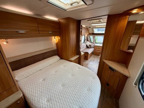 Swift Corniche 20/4 23