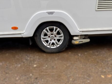 Swift Corniche 20/4 4